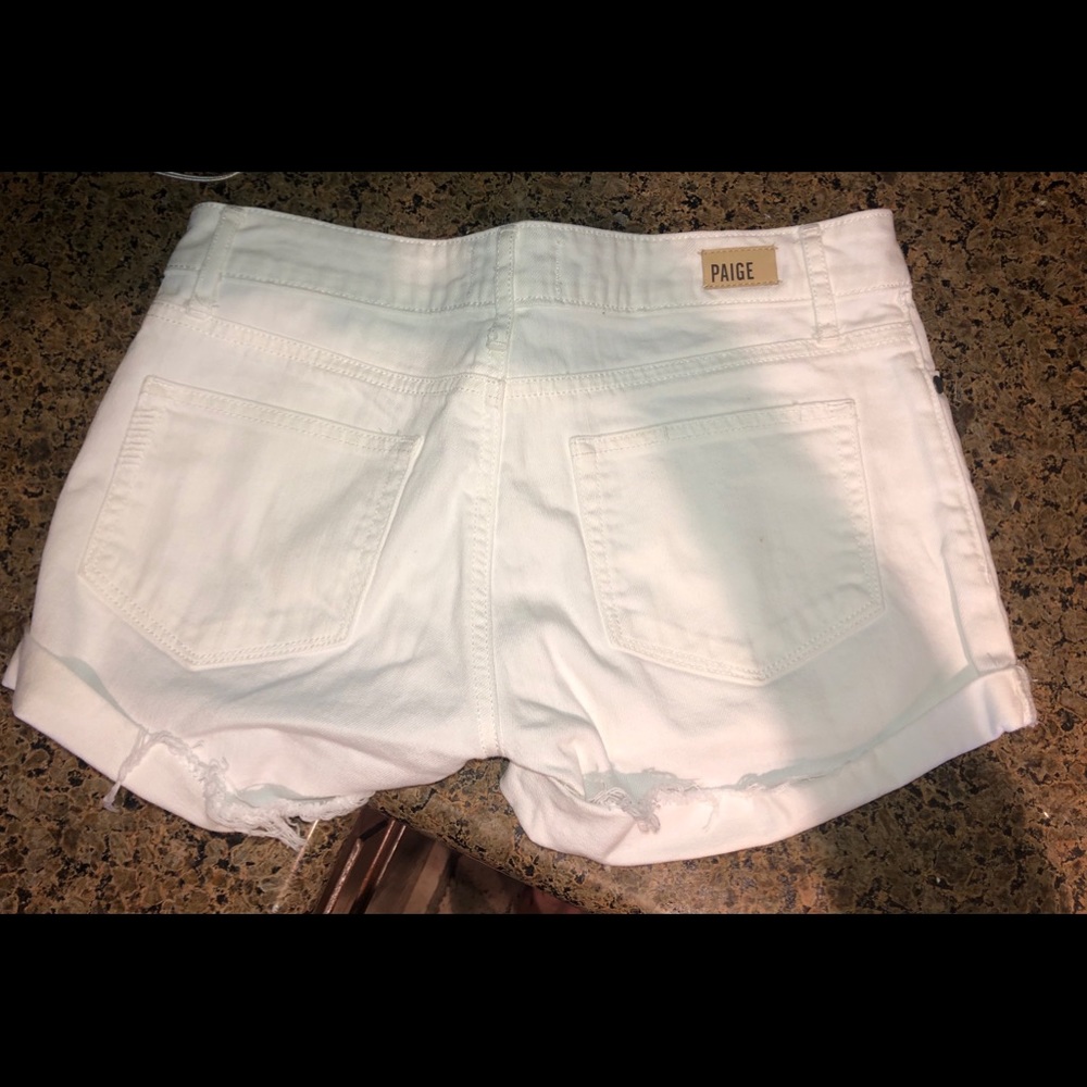 Women’s shorts - Picture 1 of 4